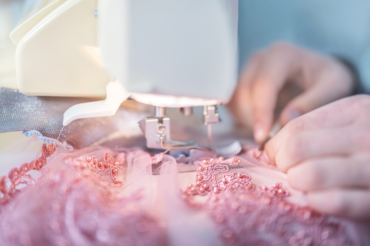 Setting Up Your Sewing Room: Essential Tips